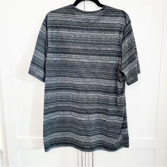 Under Armour Striped Shirt - Picture 4 of 4